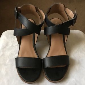 Merona Black Block Sandals Size 5.5